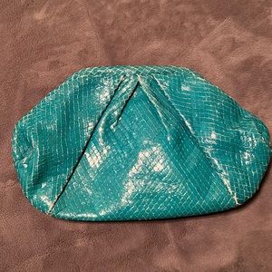 Vintage Club Monaco turquoise snakeskin clutch with strong magnet closure